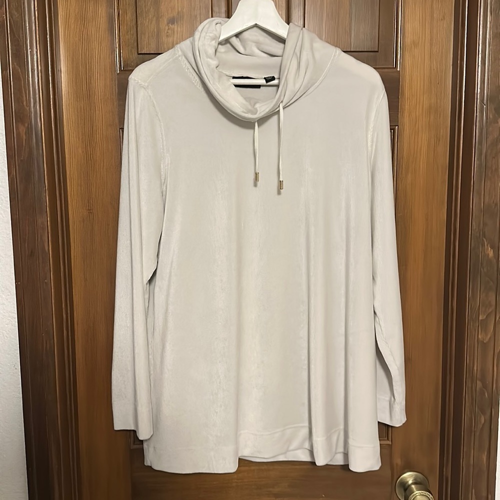 Susan Graver Weekend Ribbed Velour Pull Over Size XL